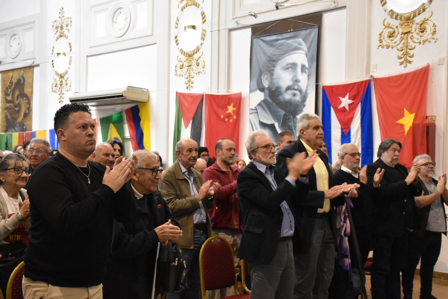 Unidad: representantes de fuerzas amigas también fueron de la partida en el acto inaugural.