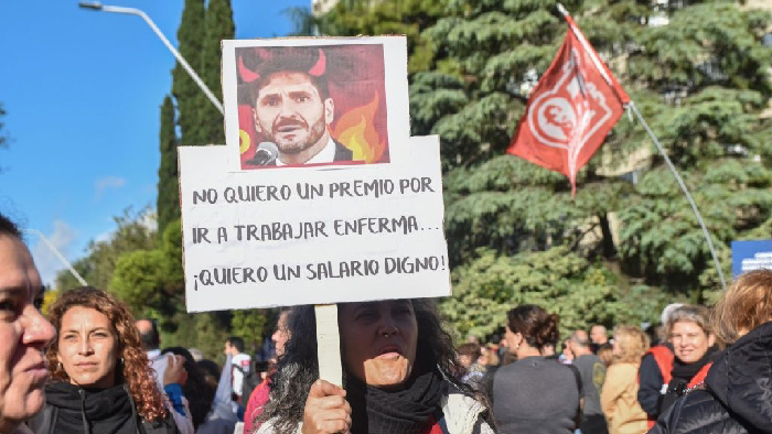 Docentes de AMSAFE protestan contra las políticas de la Gestión Pullaro